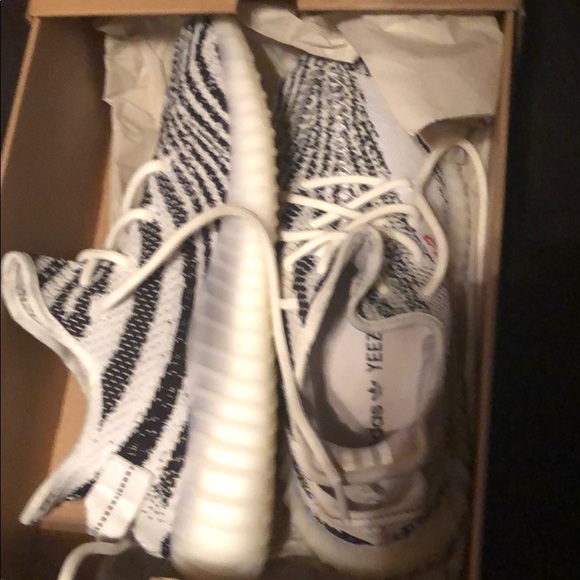 Yeezy boost 350 v2 - Picture 7 of 8